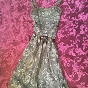 Alexia Admor brown lace dress size Small